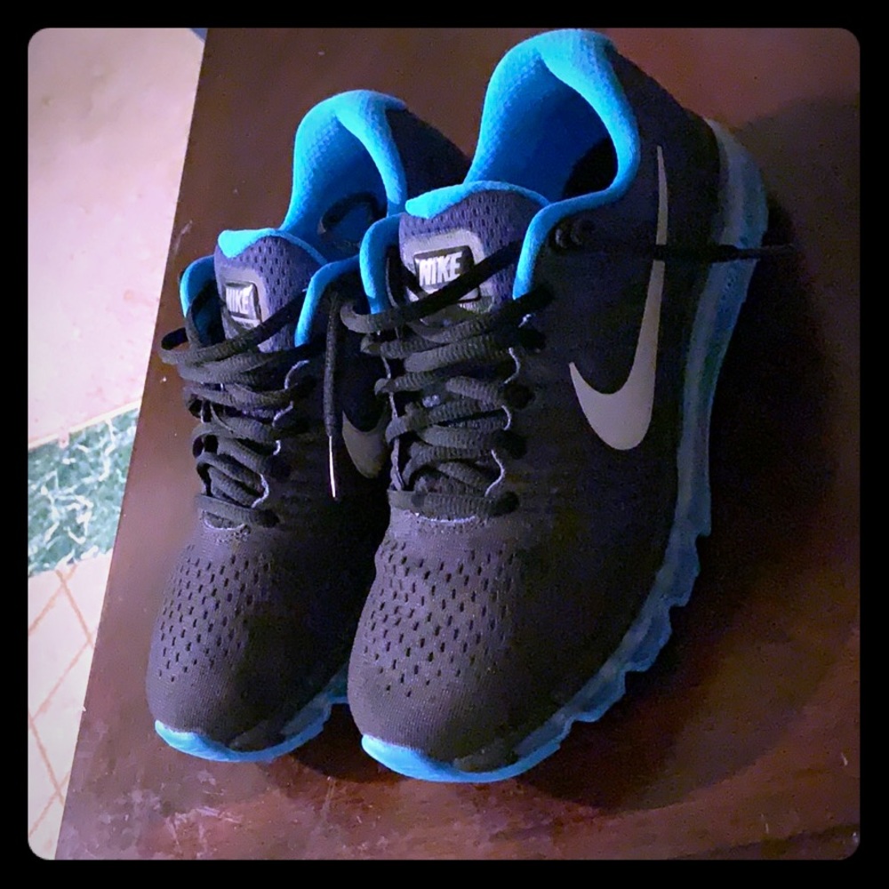Nike air max size 6